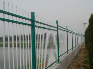 铁艺围栏(三横杆)